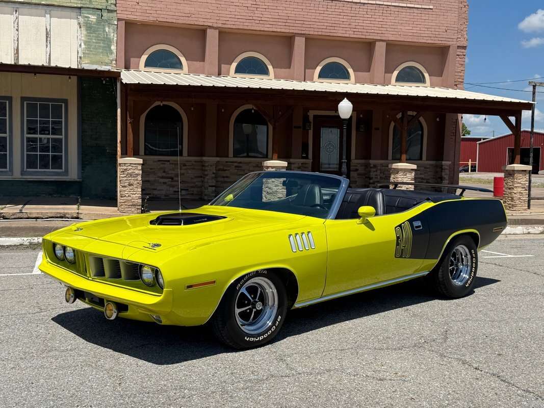 Plymouth Cuda
