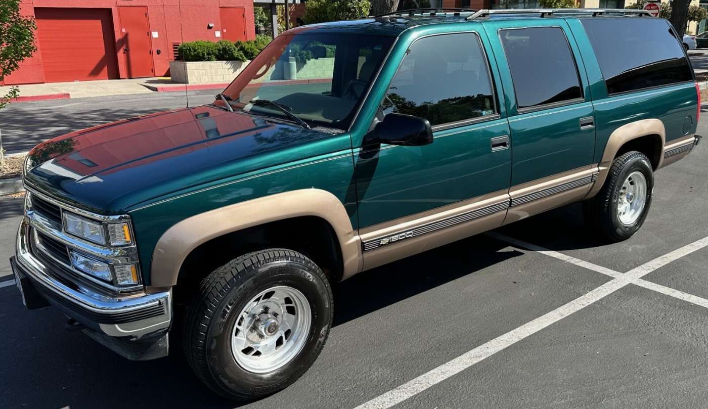 Chevrolet Suburban