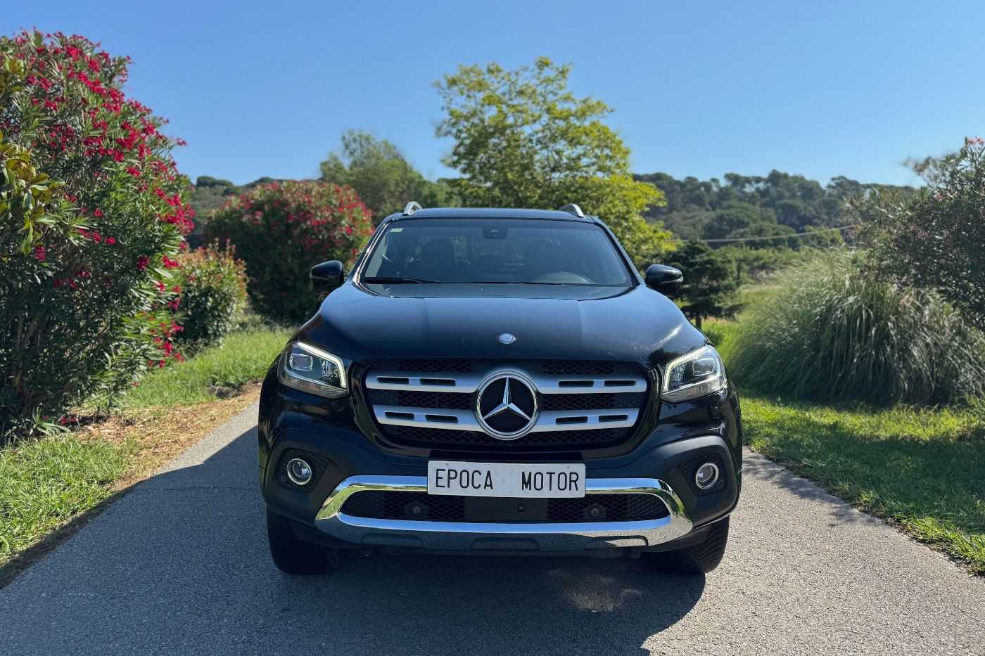 Mercedes-Benz 