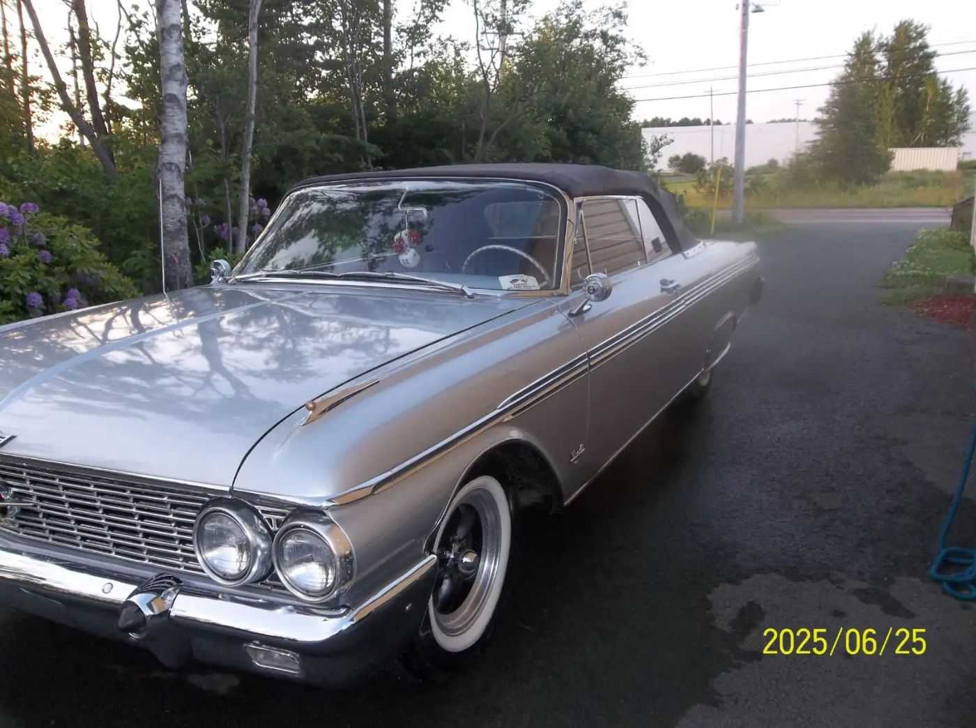 Ford Galaxie