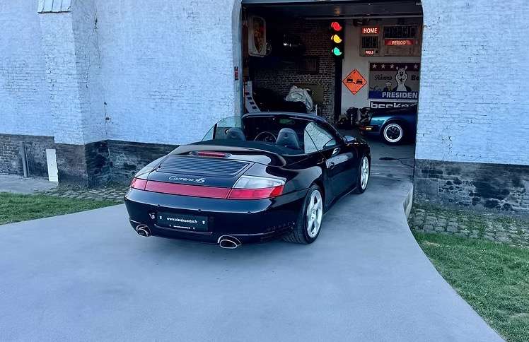 Porsche 996