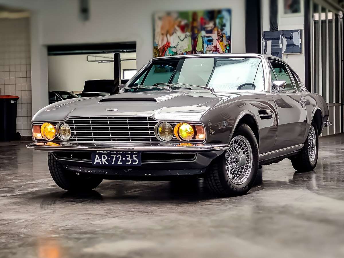 Aston Martin DB