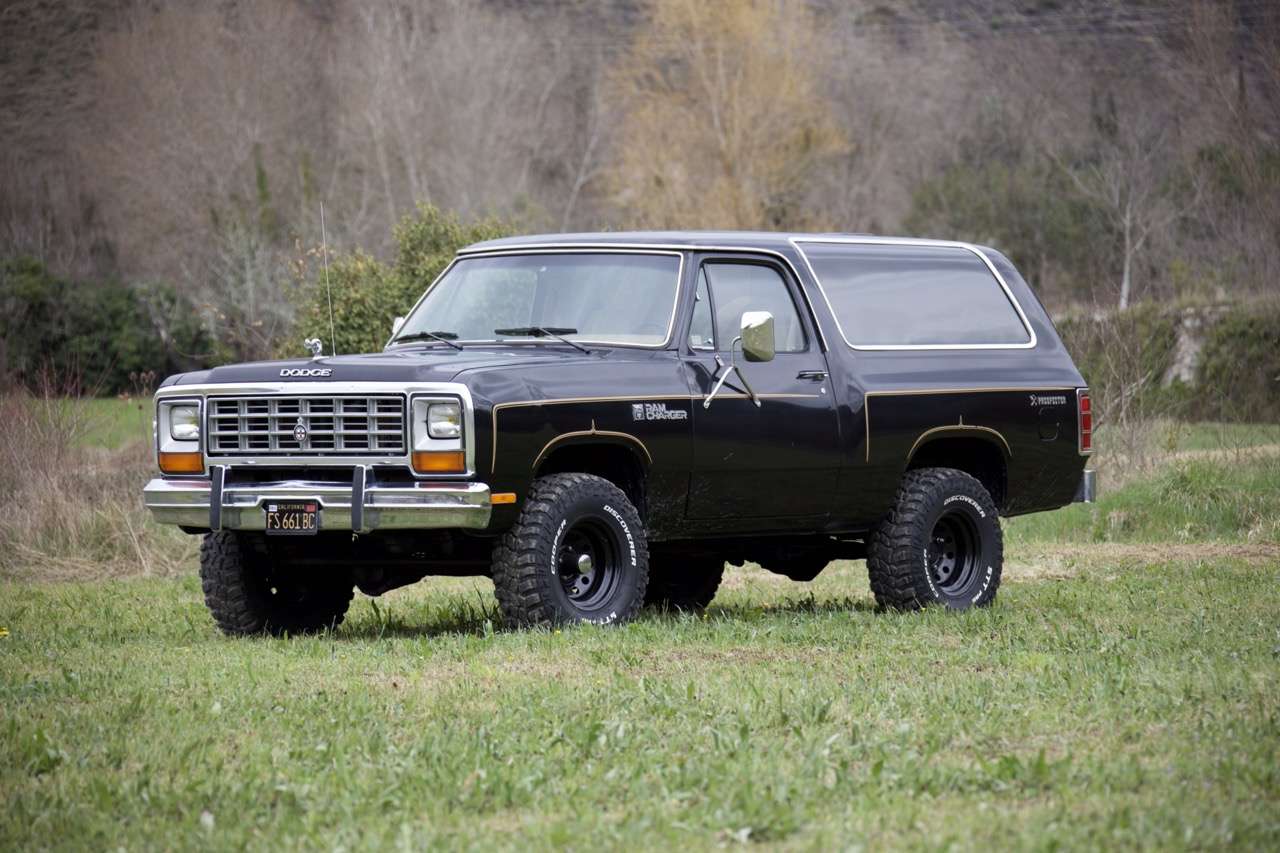 Dodge Ramcharger