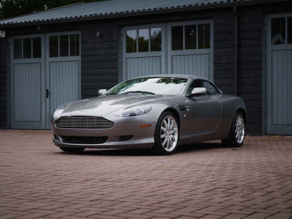 Aston Martin DB