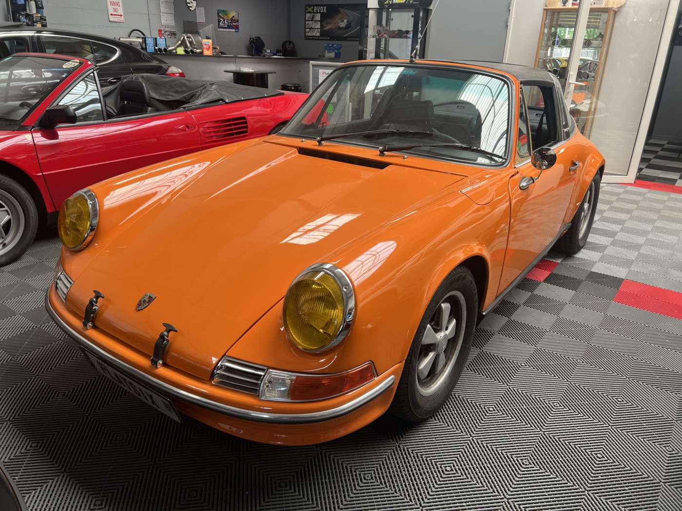 Porsche 911