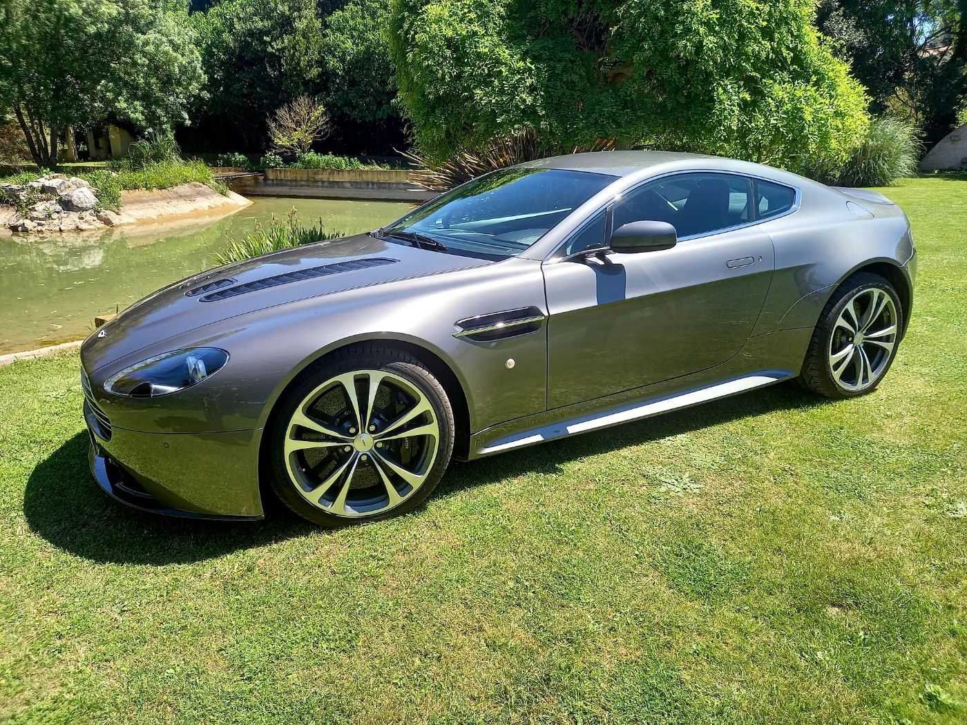 Aston Martin V12