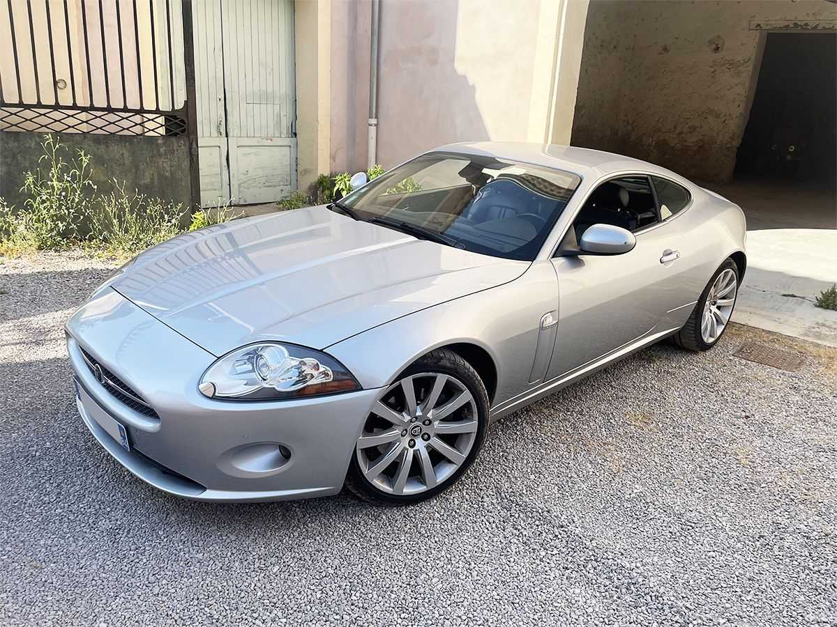 Jaguar Série - XK V8
