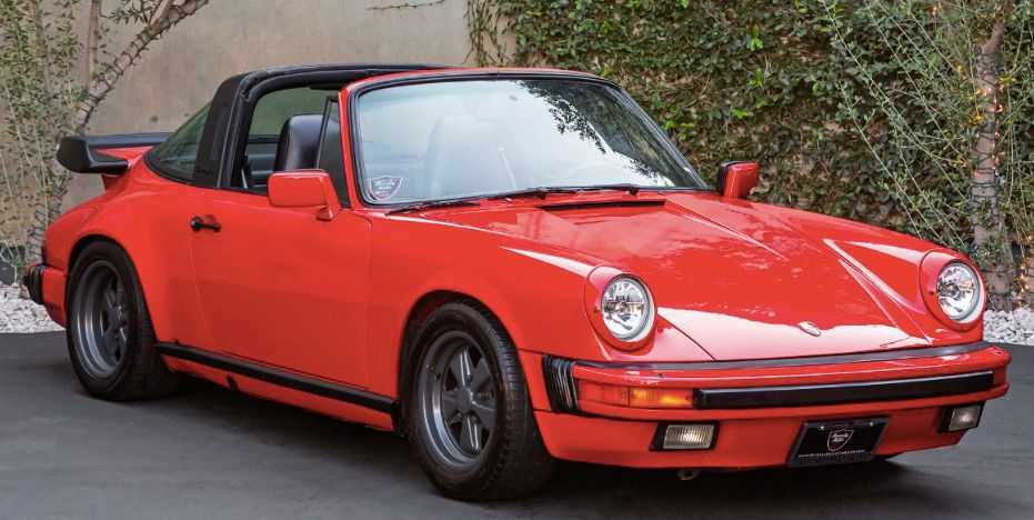 Porsche 911