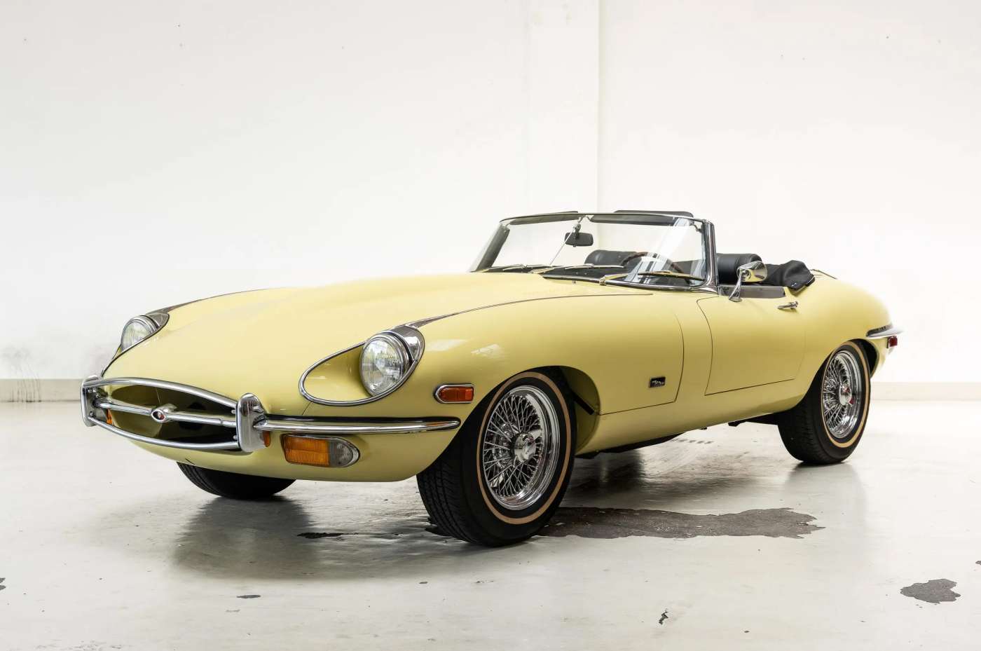 Jaguar Type E