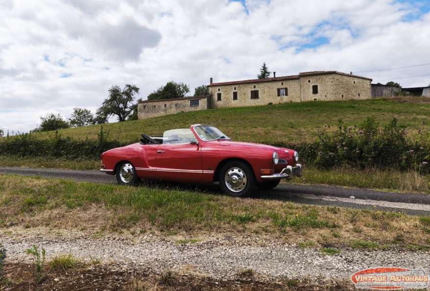 Volkswagen Karmann Ghia
