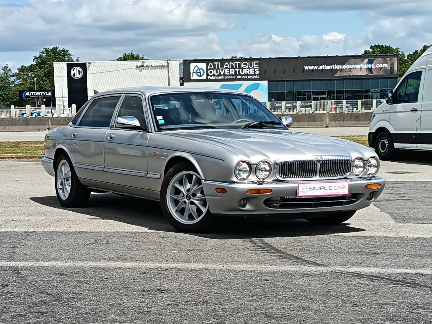 Daimler Série XJ