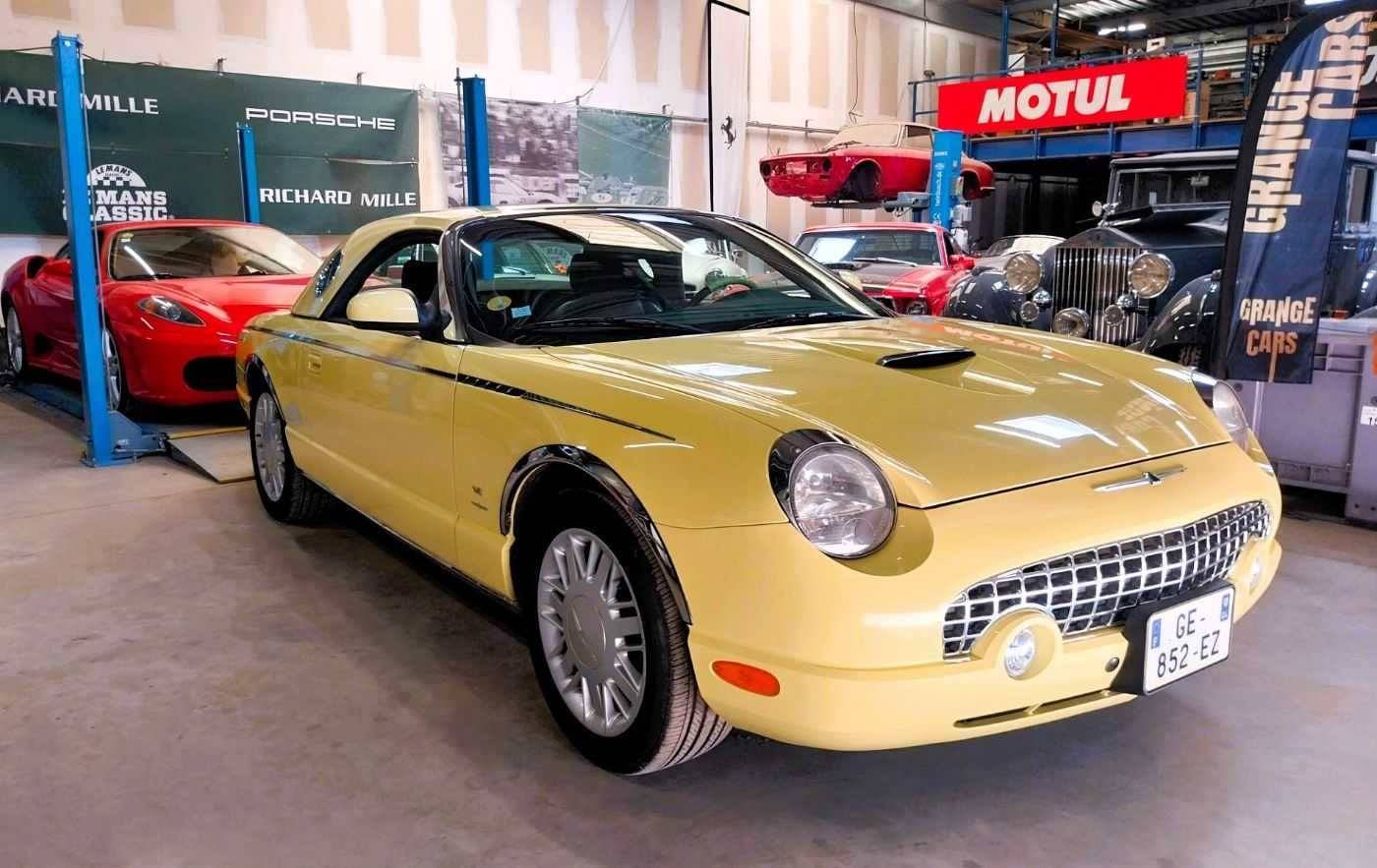 Ford Thunderbird