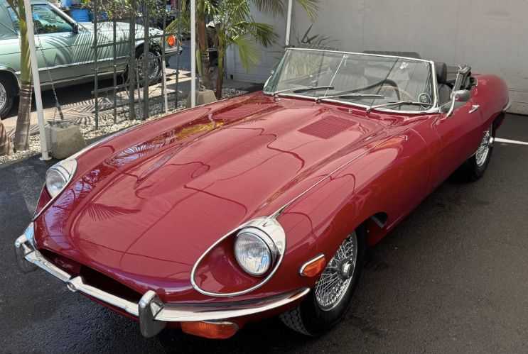 Jaguar Type E