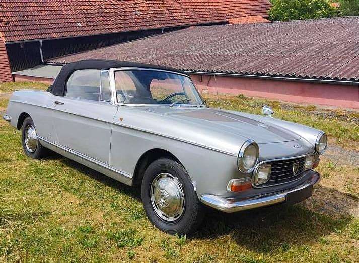 Peugeot 404
