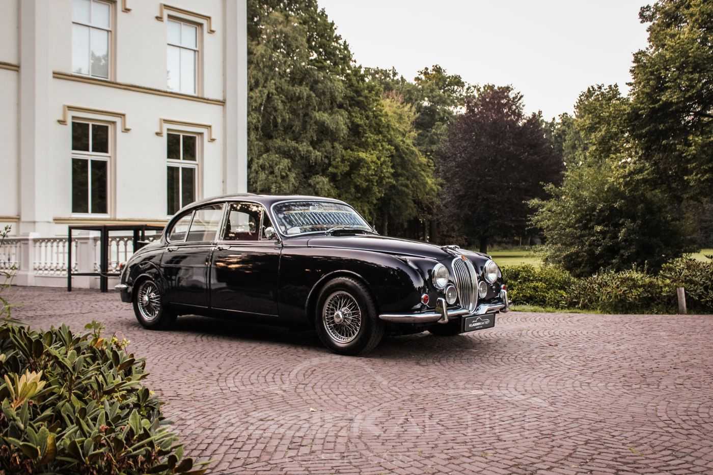Jaguar MK 2