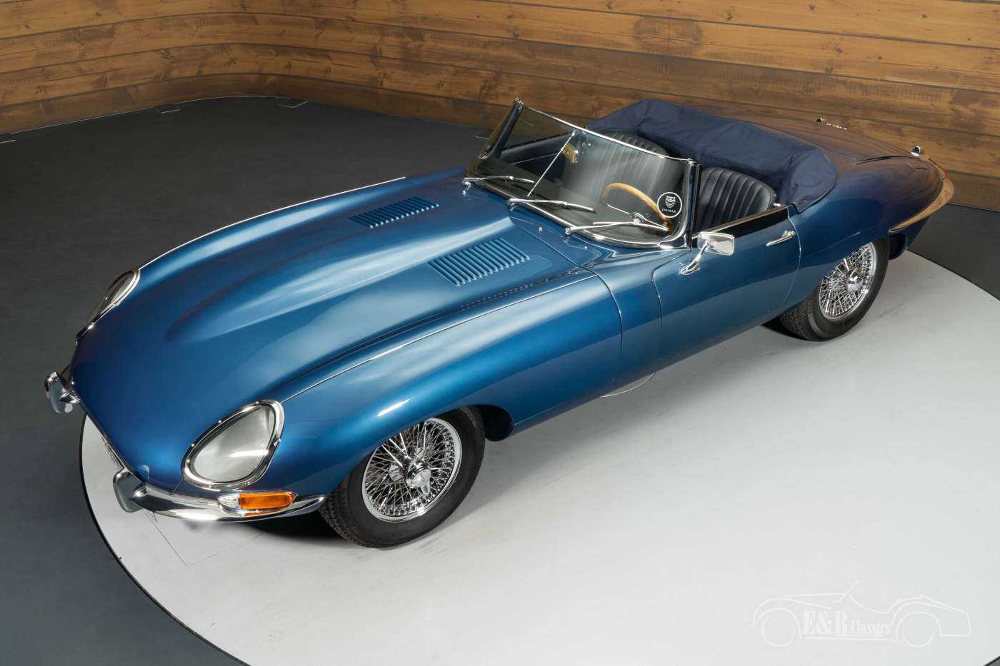 Jaguar Type E
