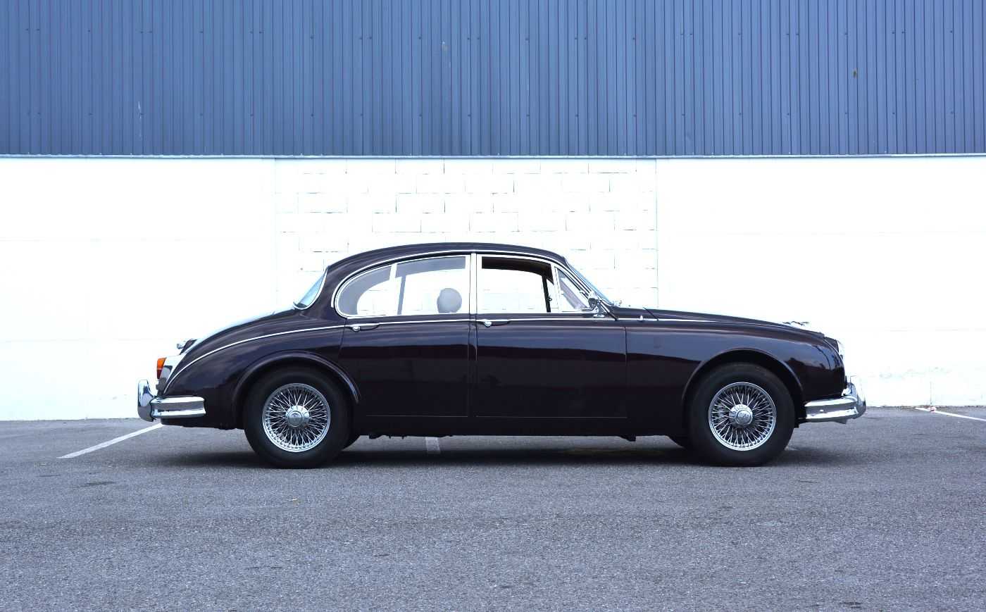 Jaguar MK 2