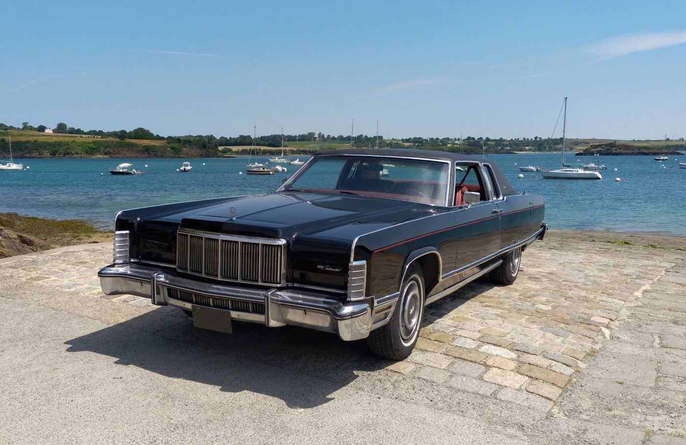 Lincoln Town