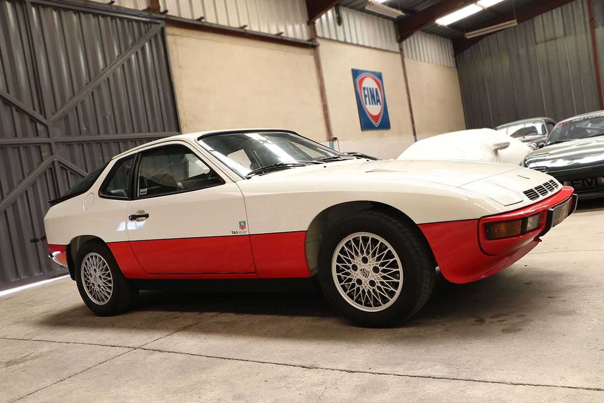 Porsche 924