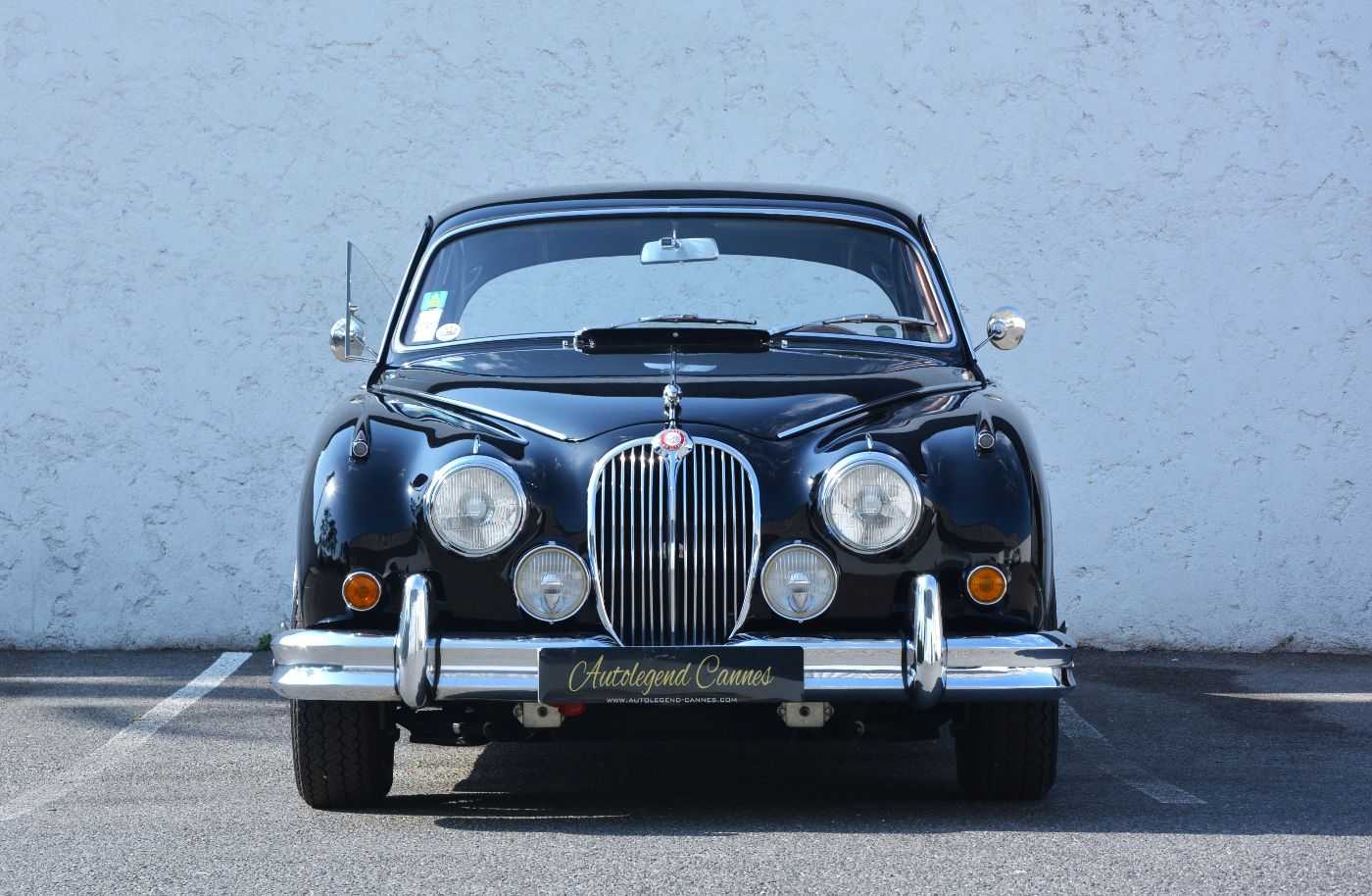 Jaguar MK 2