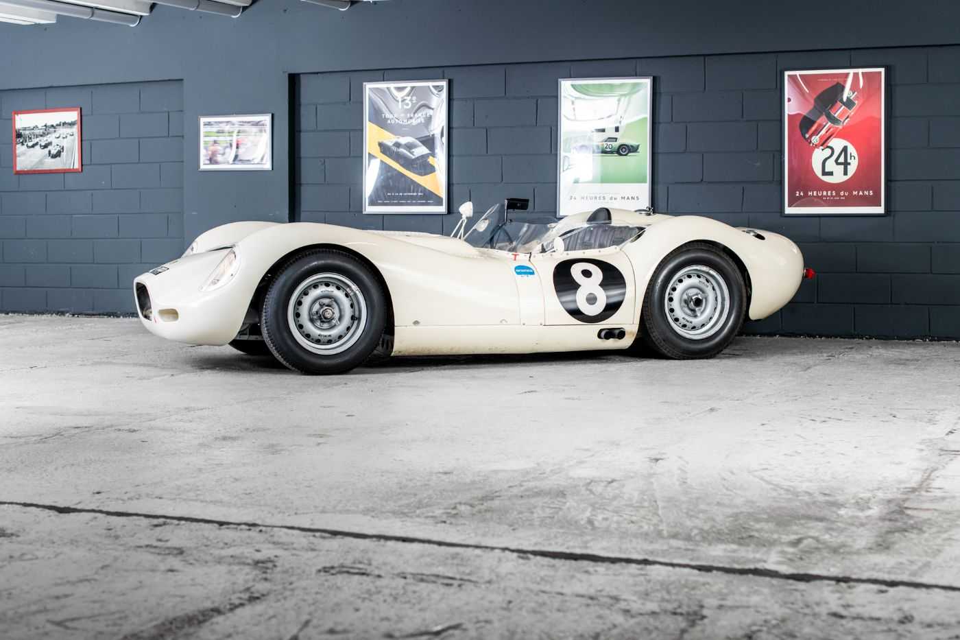 Lister Jaguar Knobbly