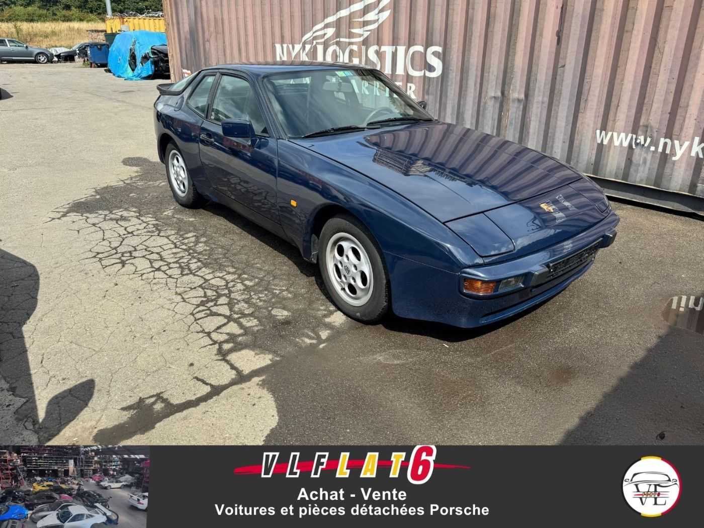 Porsche 944