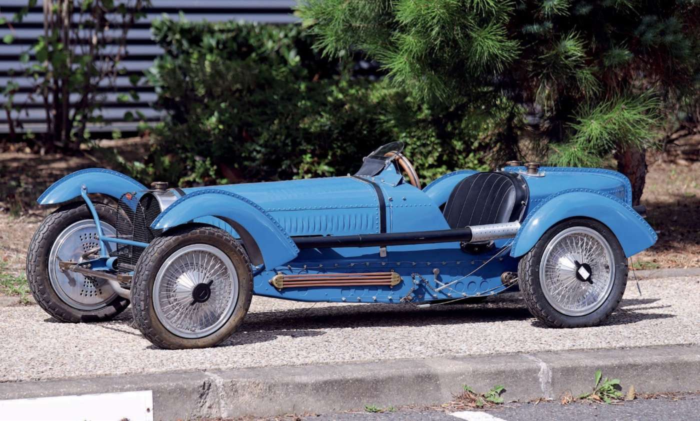 Voiture pour enfant Bugatti