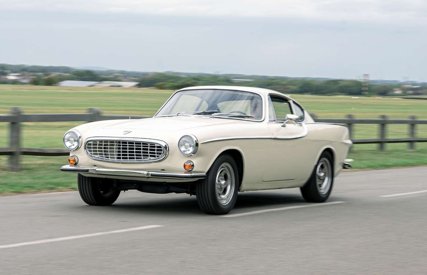 Volvo P 1800
