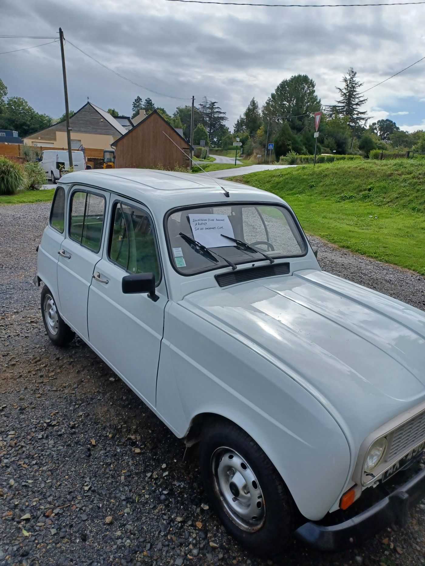Renault 4