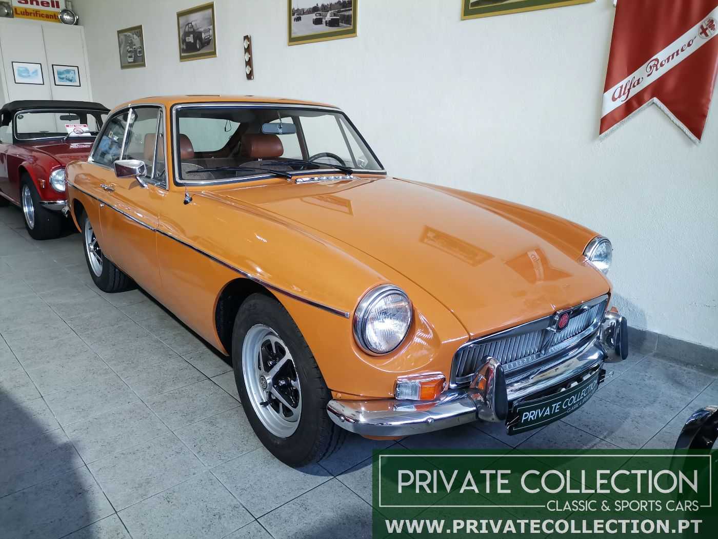 MG B GT