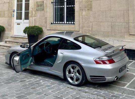 Porsche 996