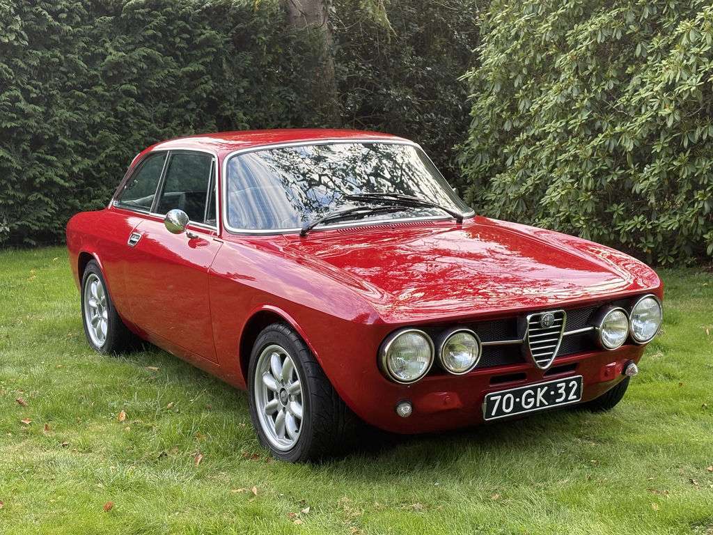 Alfa Roméo Giulia GT