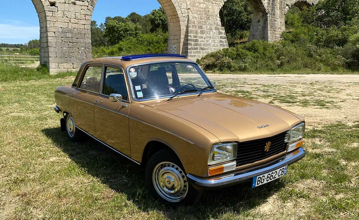 Peugeot 304