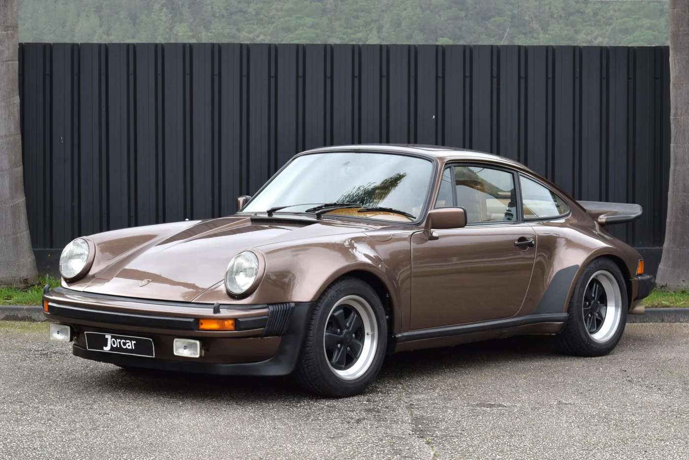 Porsche 930