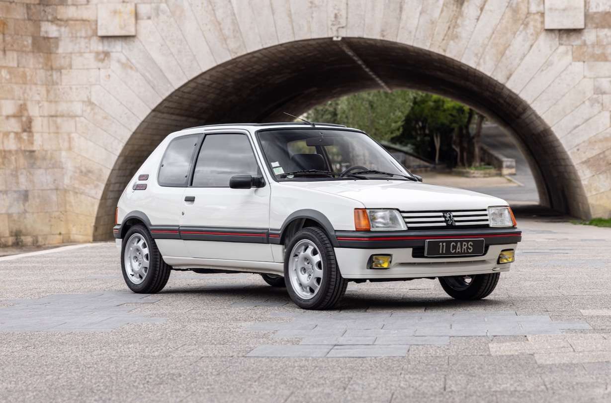 Peugeot 205