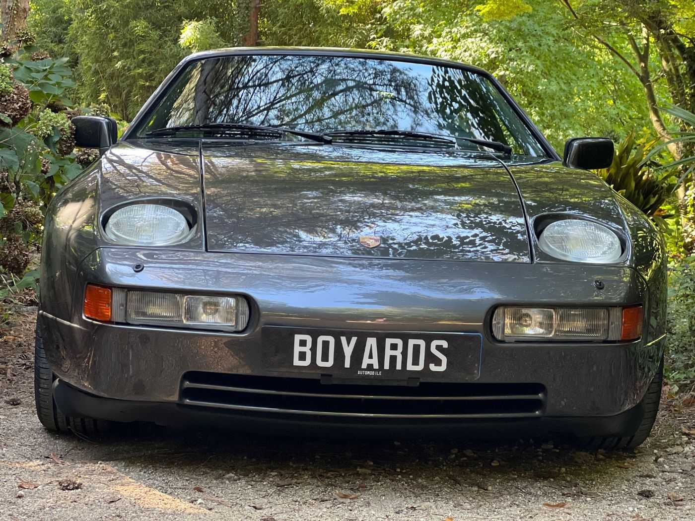 Porsche 928