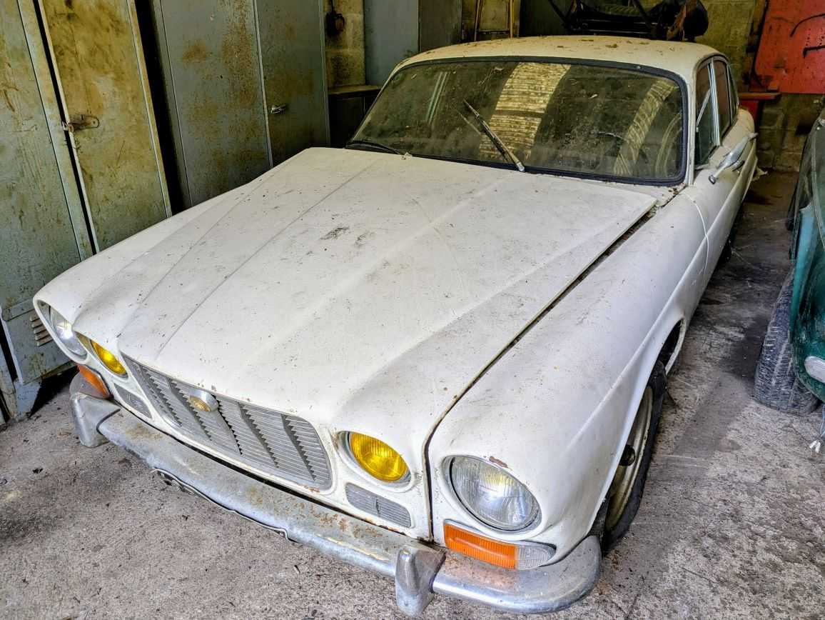 Jaguar Série - XJ