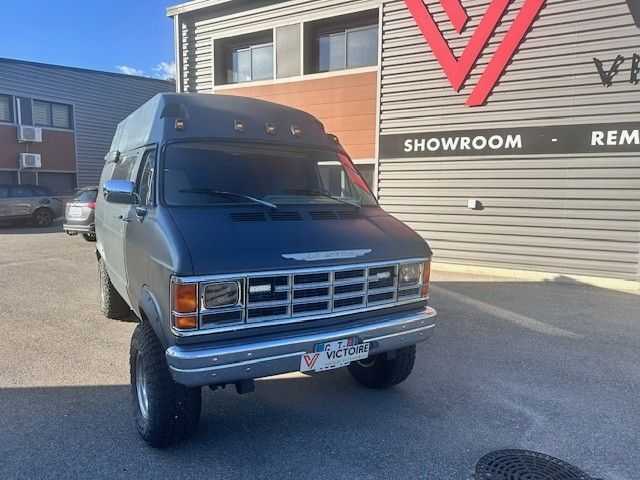 Dodge Van