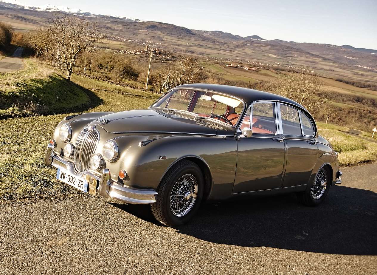 Jaguar MK 2