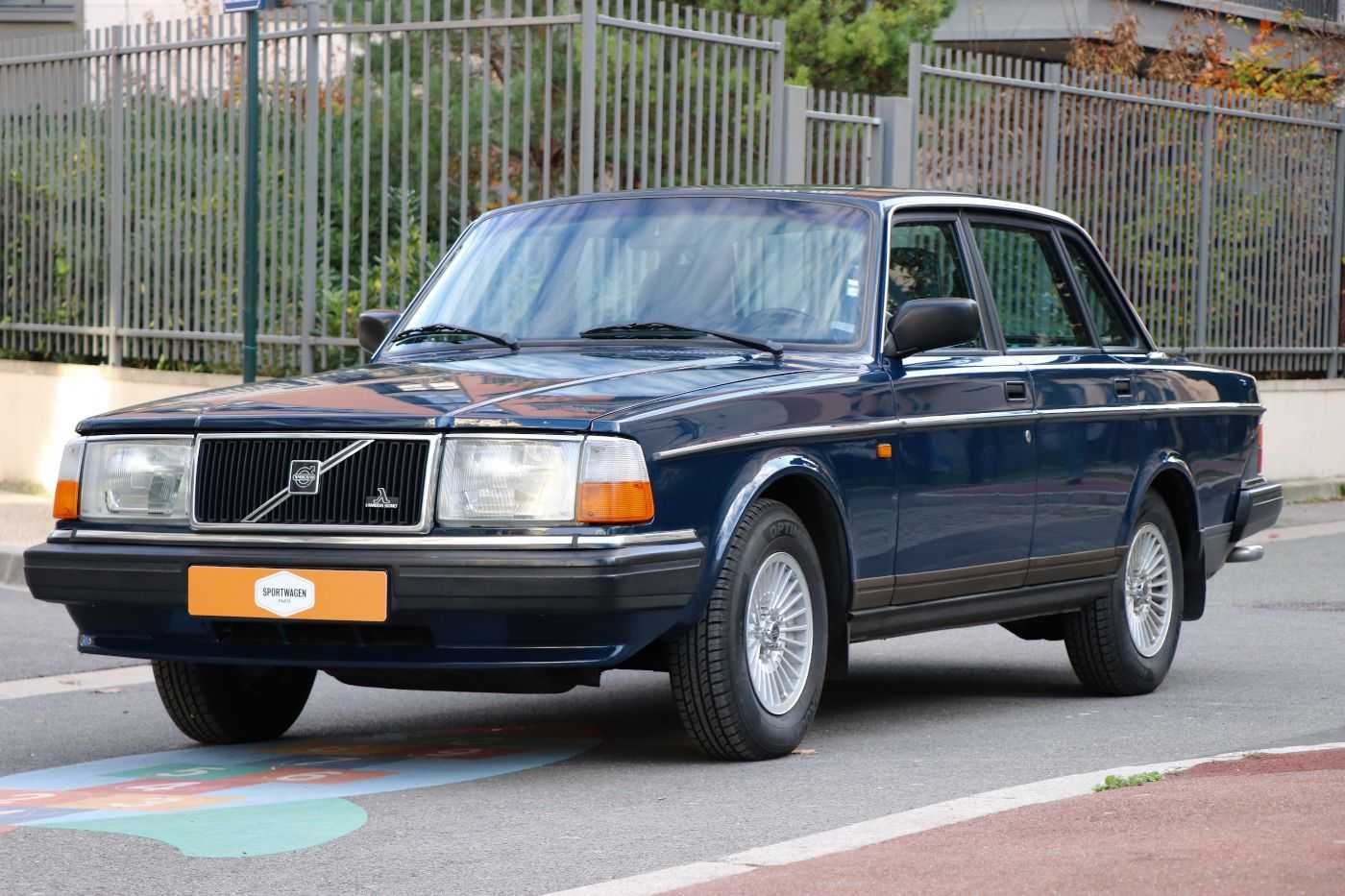 Volvo 240