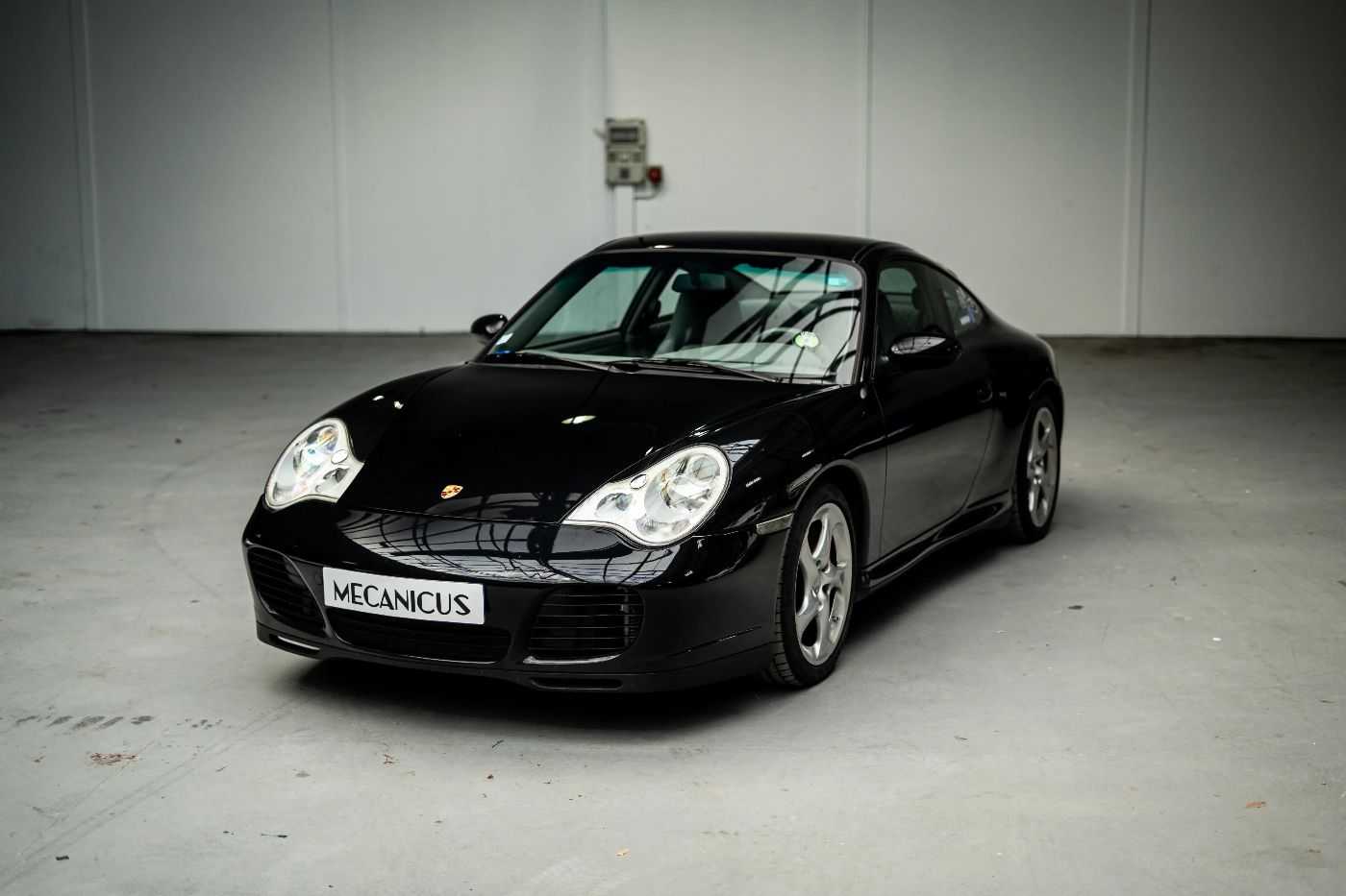 Porsche 996