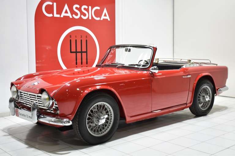 Triumph TR4