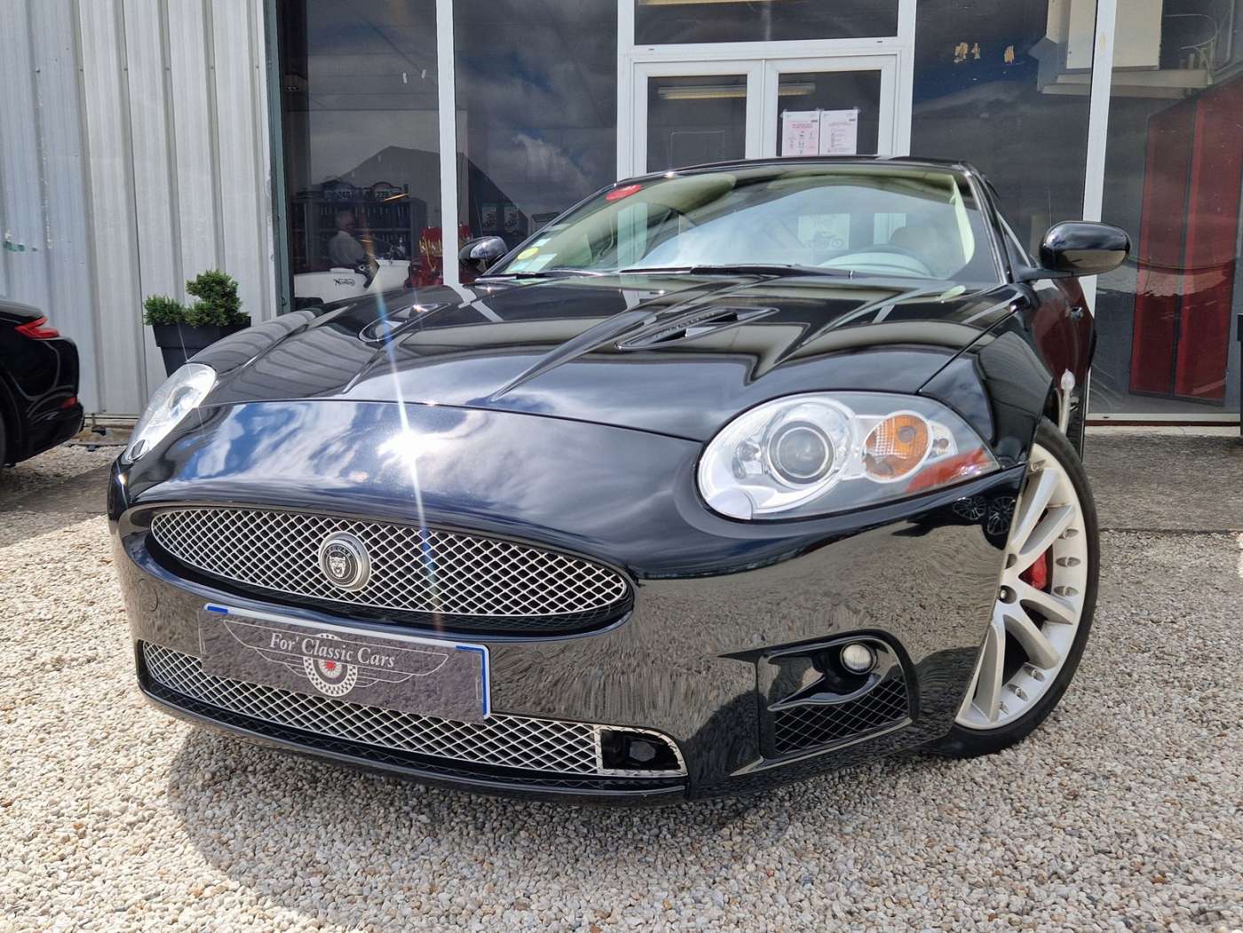 Jaguar XKR