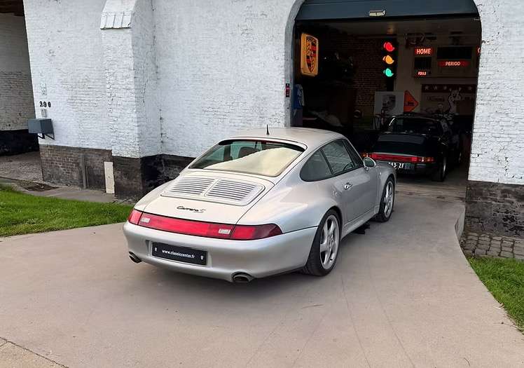 Porsche 993