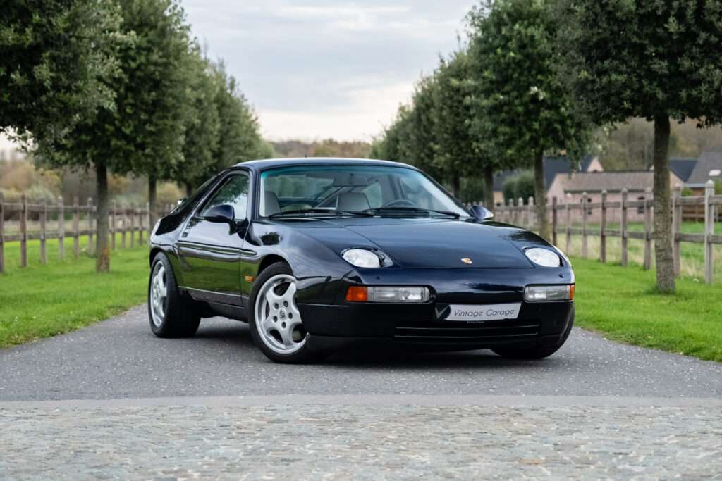 Porsche 928