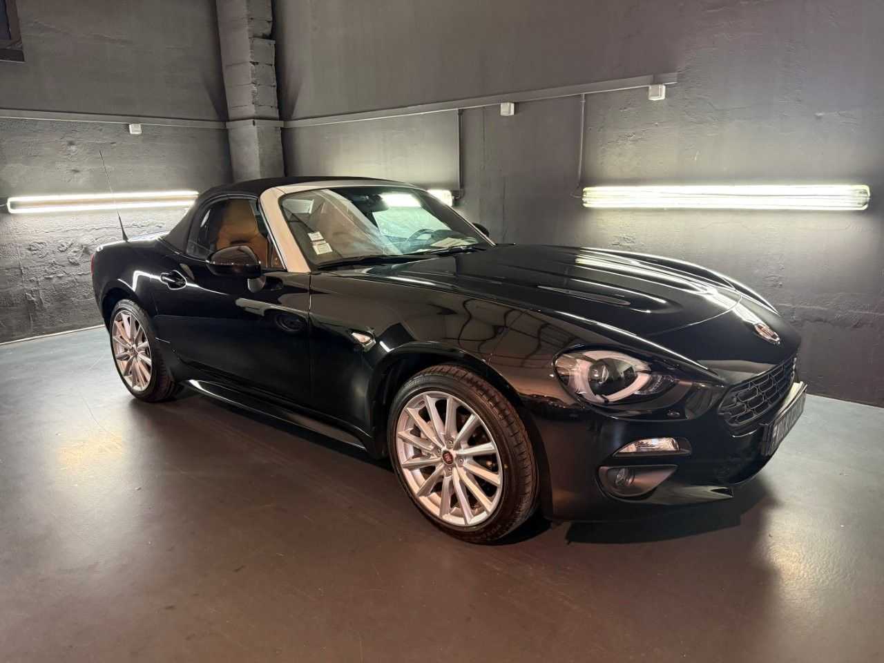 Fiat 124 Spider
