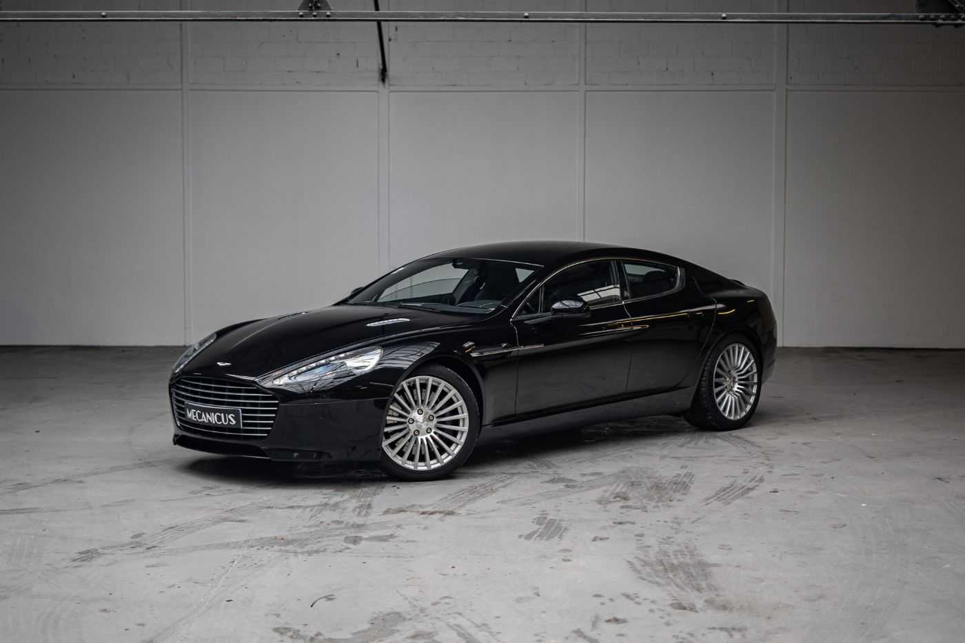 Aston Martin Rapide
