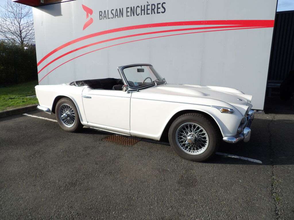 Triumph TR4