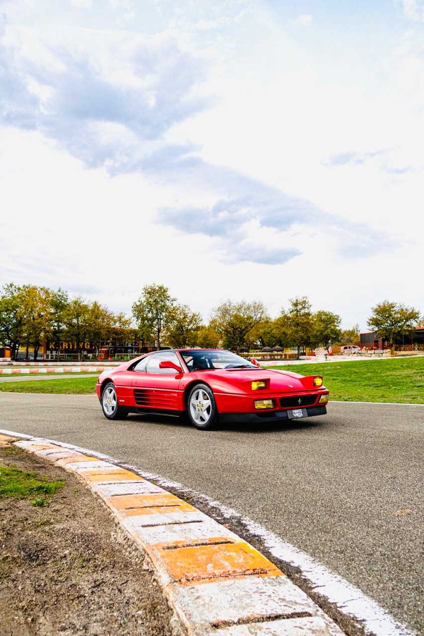 Ferrari 348