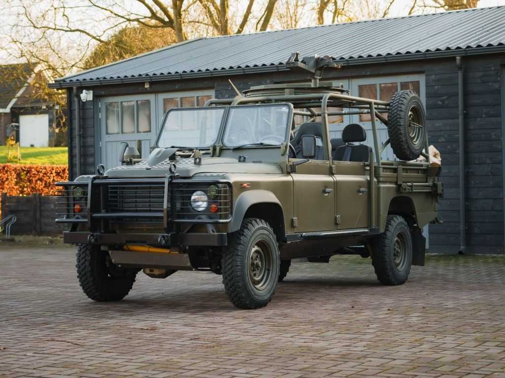 LandRover Defender